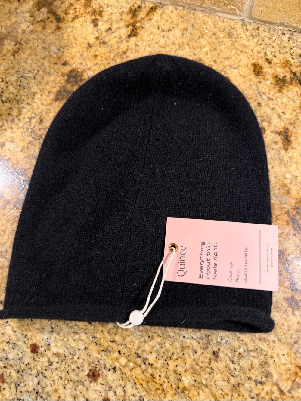 Quince Black 100% cashmere knit Beanie - NWT